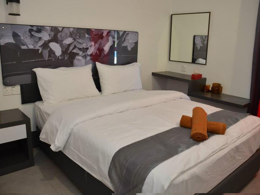 Oyo 90265 Hotel Ventura Kangar Exteriör bild